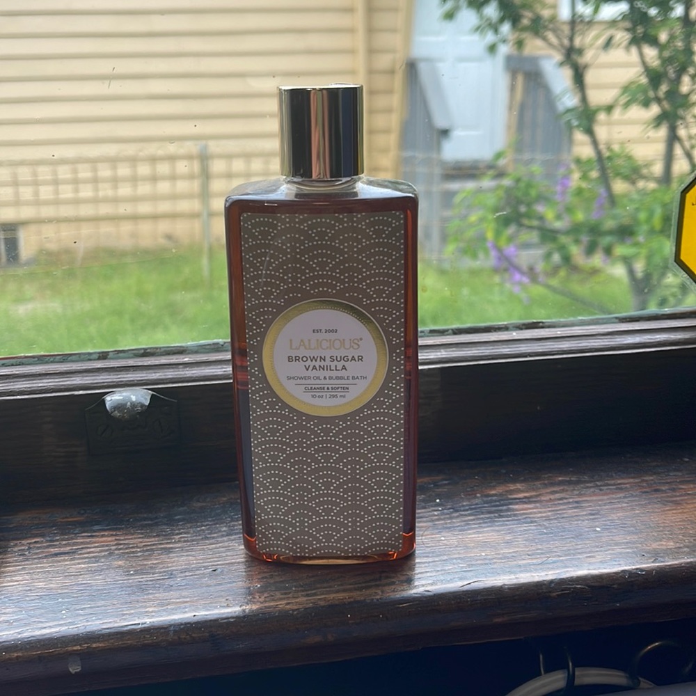 Lalicious brown sugar vanilla shower oil bubble bath